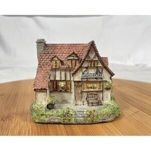 Vintage CORNWALL‎ COLLECTORS SOCIETY Bingly's Apothecary 1993 BH13 Cottage Resin